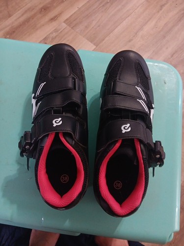 New peloton black - new,