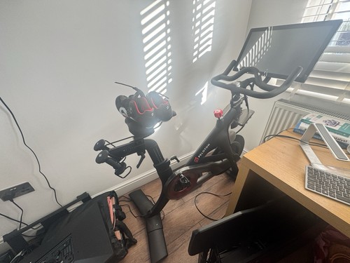 Peloton upright indoor - upright,