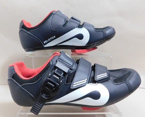 Peloton men cycling - peloton,